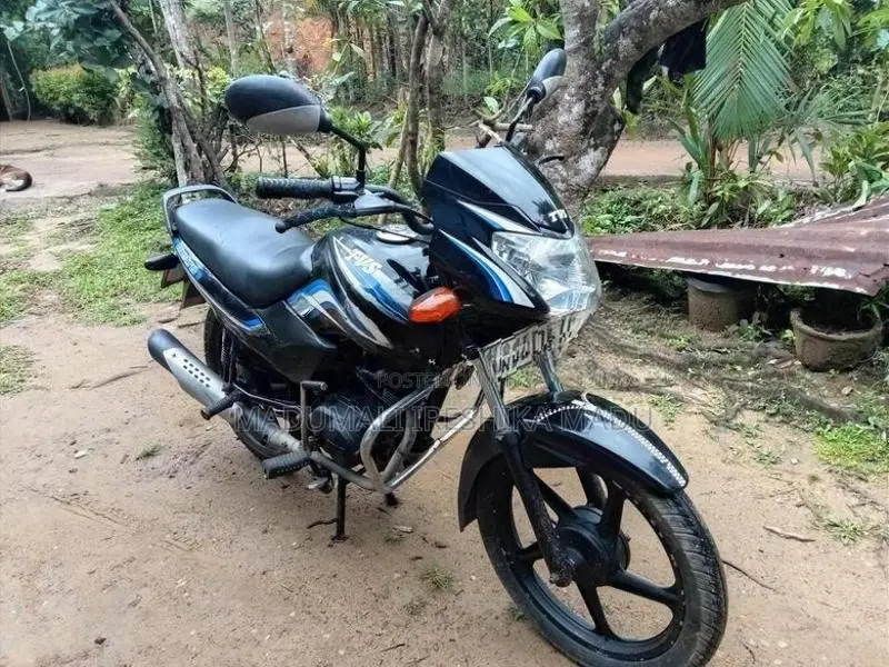 TVS Metro 2016
