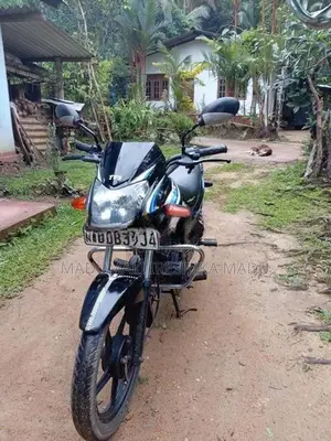TVS Metro 2016