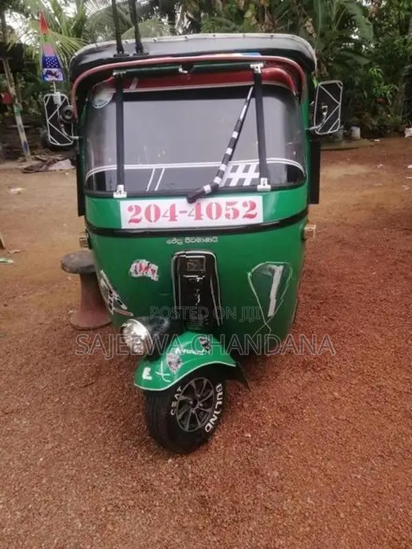 Bajaj RE 1998