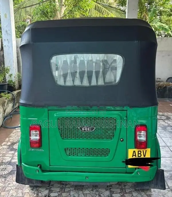 Bajaj RE 2025