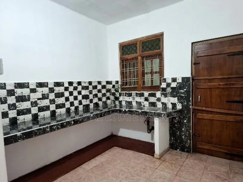 Two Storey House for Sale in Kolonnawa