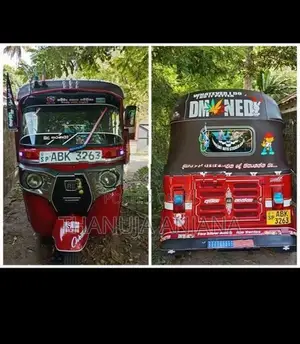Bajaj RE 2016