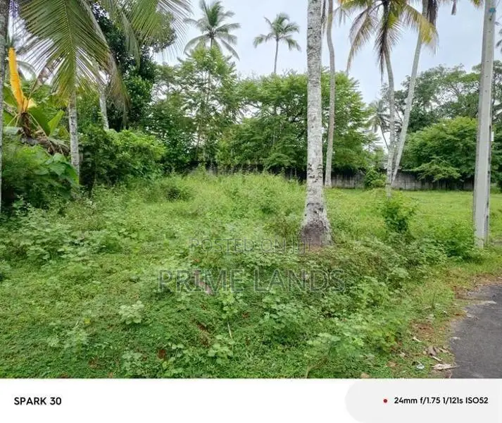 Land for Sale Aturugiriya