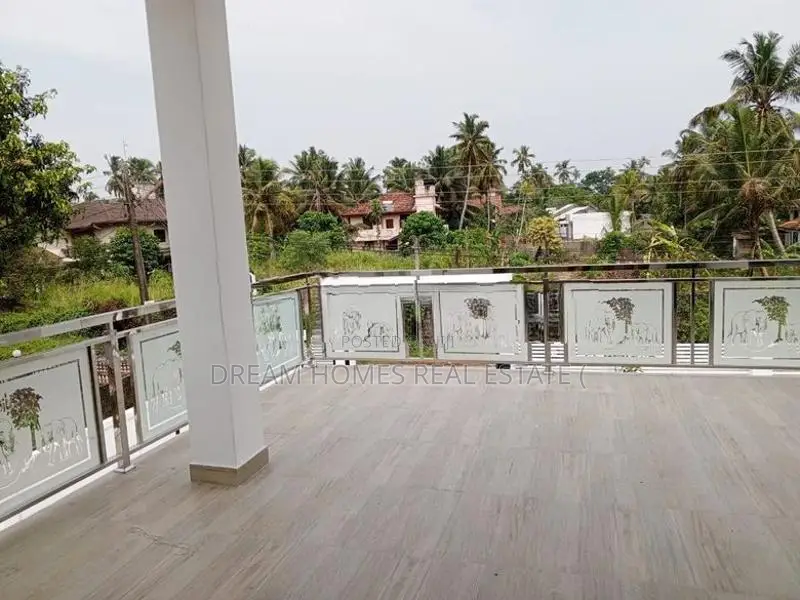 Spacious 5 Bedroom House for Sale – Thimbirigaskatuwa