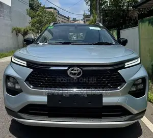 Toyota Taisor V grey 2026