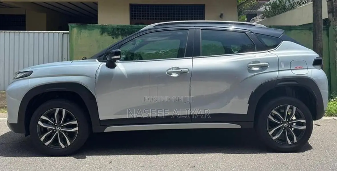 Toyota Taisor V grey 2026