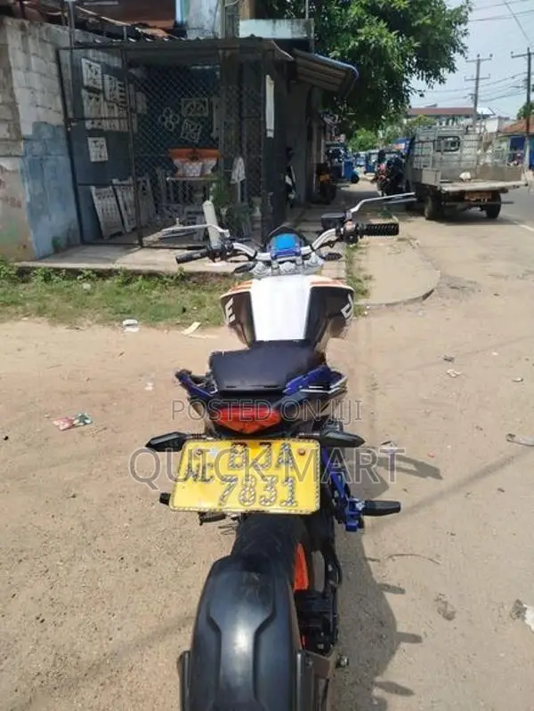KTM Duke 125 2021
