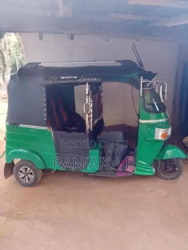 Bajaj RE Three Wheeler 2011