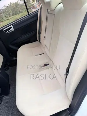 Toyota Axio 2016