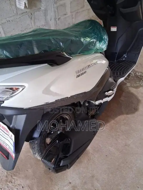 Suzuki Burgman 125 2026