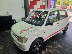 Daihatsu Mira 2000