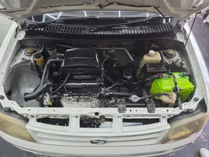 Daihatsu Mira 2000