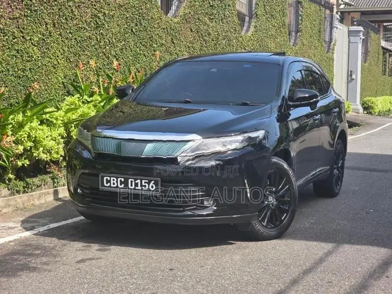 Toyota Harrier Premium 2018