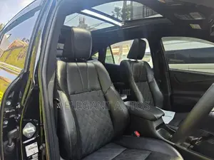 Toyota Harrier Premium 2018