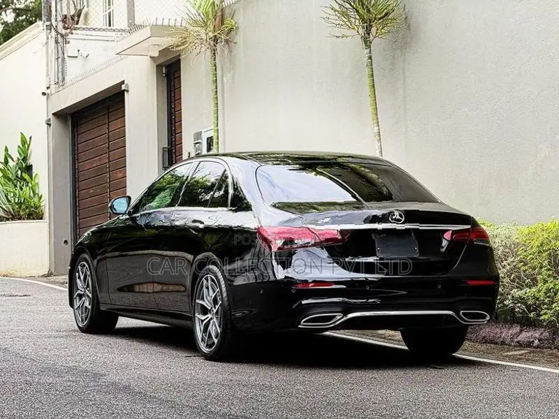 Mercedes Benz E200 AMG LINE 2023