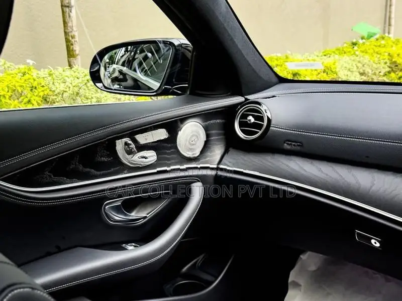 Mercedes Benz E200 AMG LINE 2023