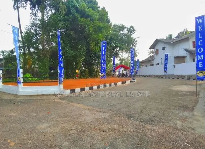 Yakkala Town Land for Sale