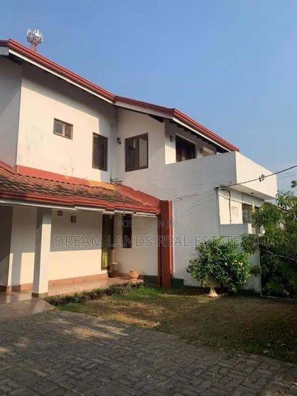 Two story stand a lone house for rent Negombo