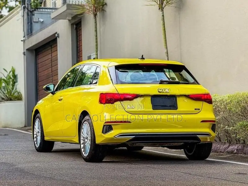 Audi A3 ADVANCE LEATHER 2023