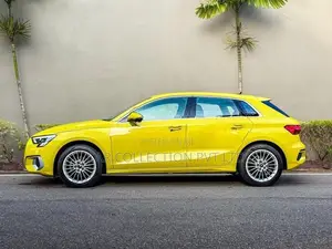 Audi A3 ADVANCE LEATHER 2023