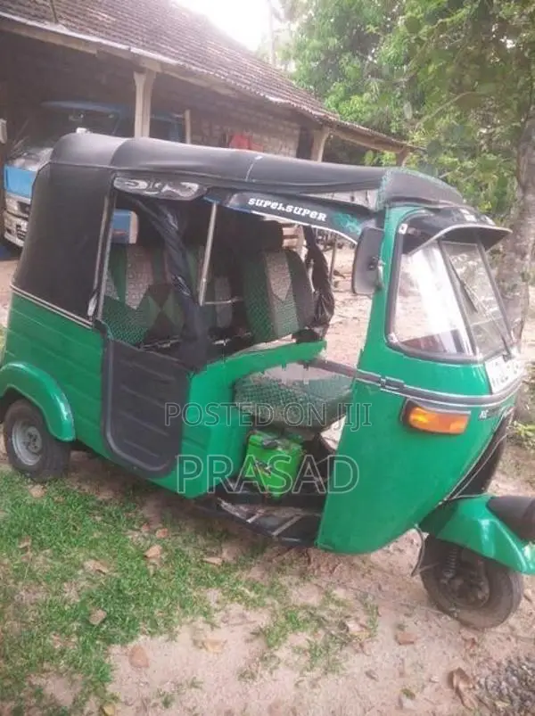 Bajaj RE 2008