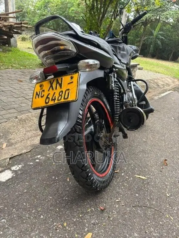 Bajaj Discover 2011