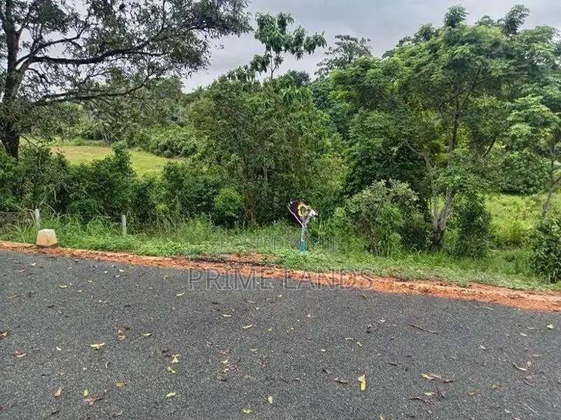 අම්බලන්ගොඩ නගර සභා සීමාවෙන් ඉඩම