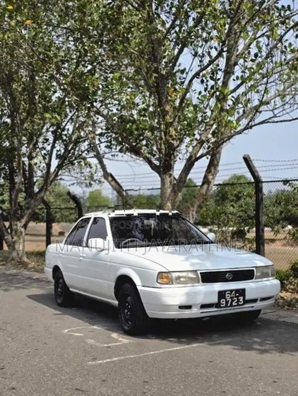 Nissan Sunny 1992