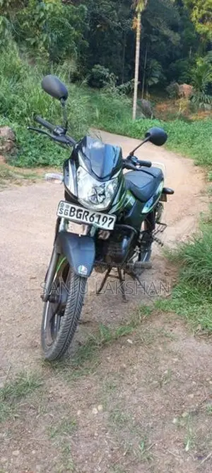 TVS Metro 2017