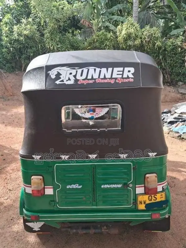 Bajaj RE 2009