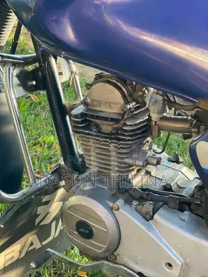 Bajaj Caliber 2004