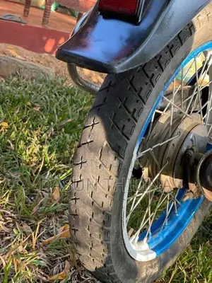 Bajaj Caliber 2004
