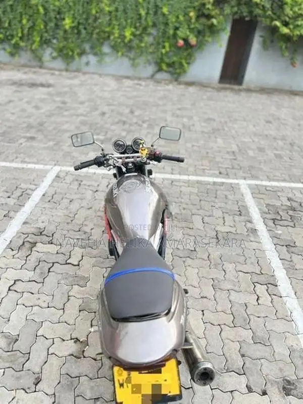 Suzuki Bandit V 2009