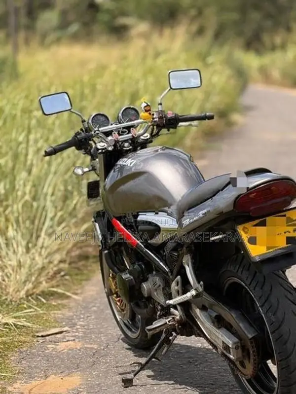 Suzuki Bandit V 2009