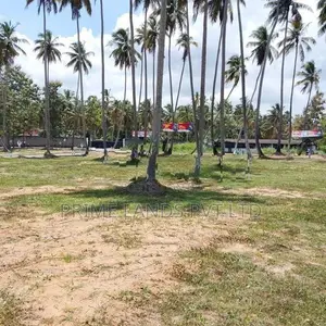 පැල්ලන්දෙණිය හන්දියෙන්ම ඉඩම්