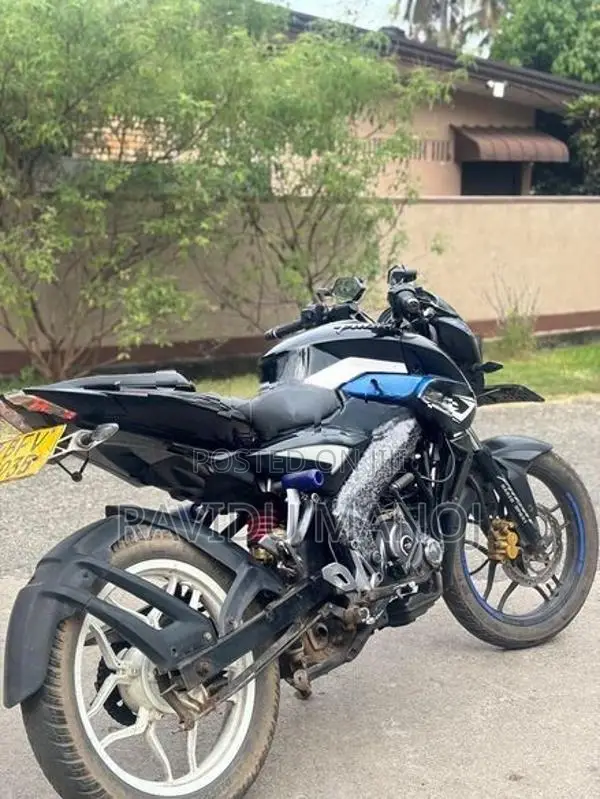 Bajaj Pulsar 150 2017