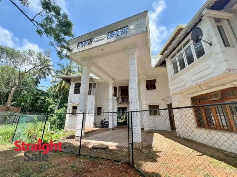 Part Completed Luxury Residence in Jayanthipura, Battaramulla [HS 08]