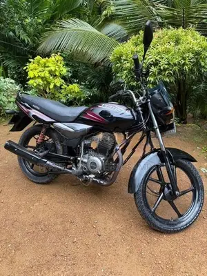 Bajaj Platina 100 2015