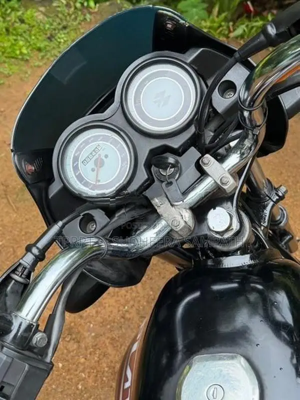 Bajaj Platina 100 2015