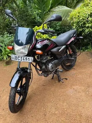 Bajaj Platina 100 2015