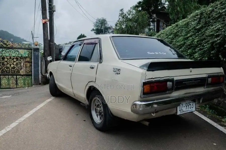 Datsun B11 1979