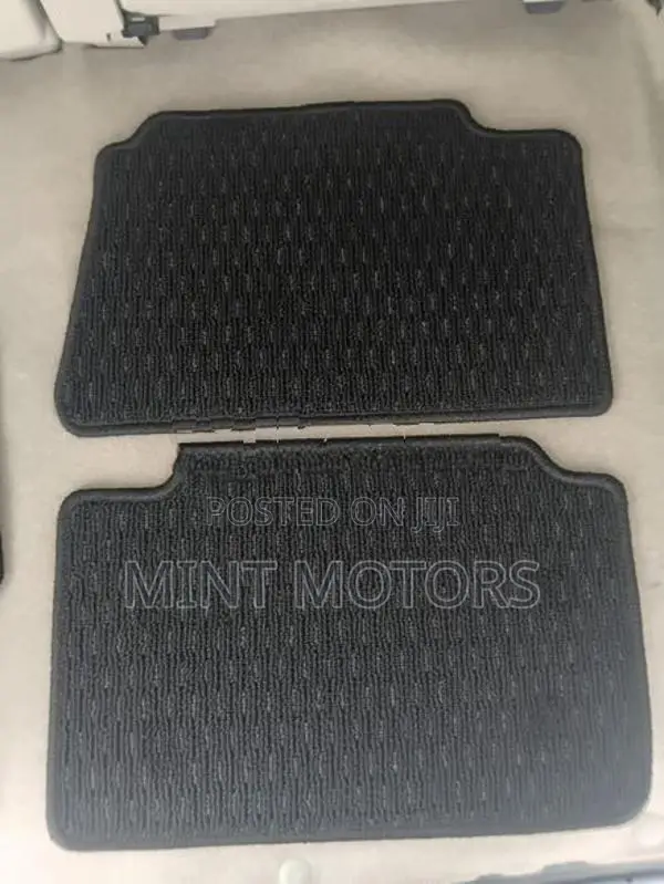 Toyota Yaris Carpet Set