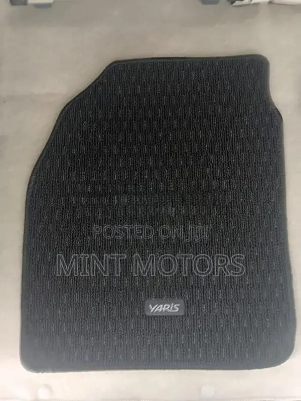 Toyota Yaris Carpet Set
