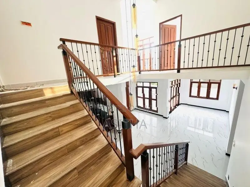 New House Piliyandala Town