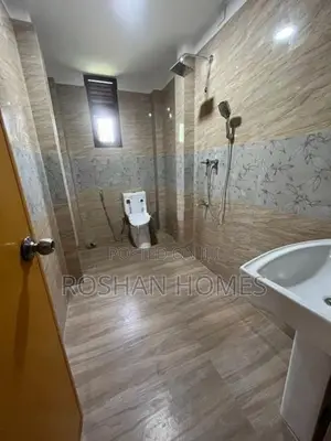 Two-Story House for Sale in Peralanda