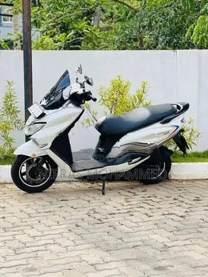 Suzuki Burgman 125 2020