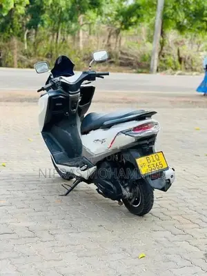 Suzuki Burgman 125 2020