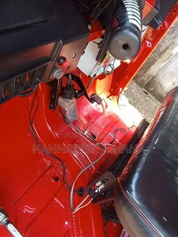 Bajaj RE 2012