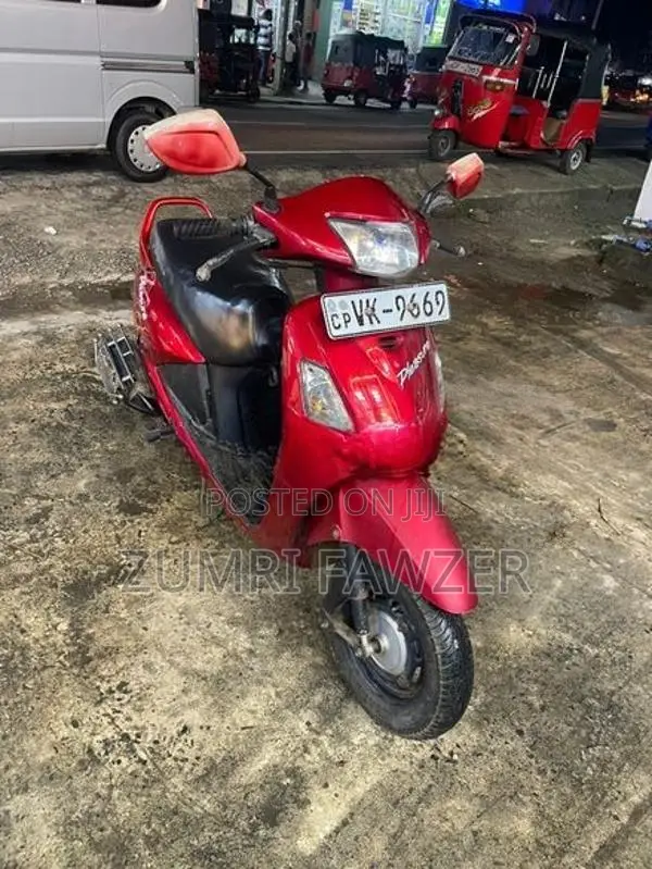 Hero Pleasure Plus 2010