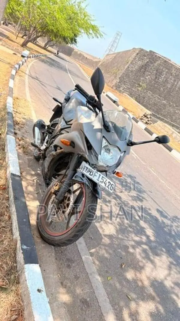 Suzuki Gixxer SF 2017